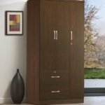 REGAL MAHOGANY TRIPLE DOOR WARDROBE