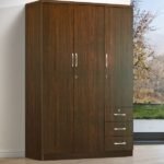 GRAND MAHOGANY TRIPLE DOOR WARDROBE CABINET